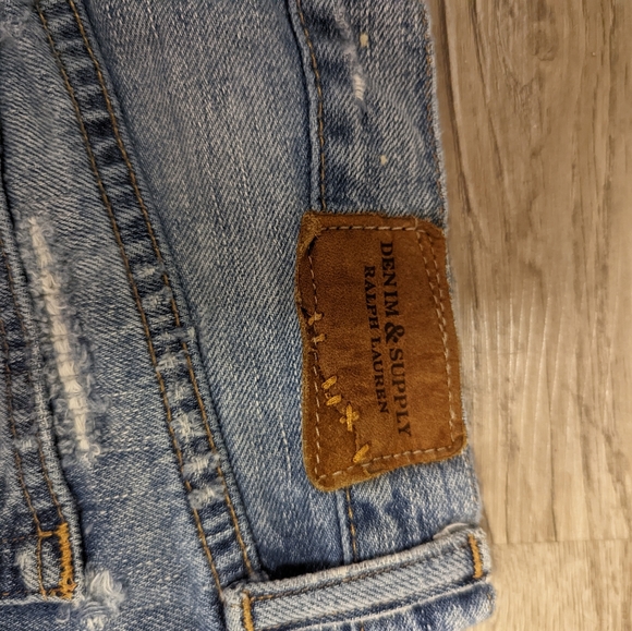 10/10 Ralph Lauren distressed "boyfriend" jeans, size 25, gorgeous! - Picture 2 of 7